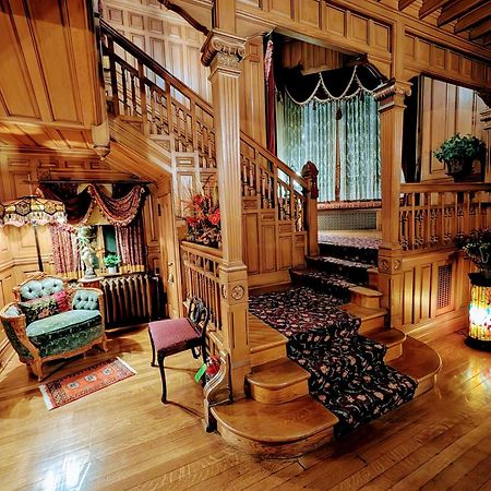Alexander Mansion Bed & Breakfast Уинона Екстериор снимка