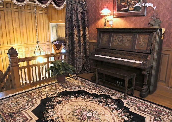 Alexander Mansion Bed & Breakfast Уинона Екстериор снимка