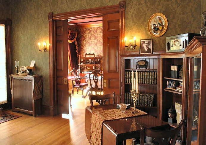 Alexander Mansion Bed & Breakfast Уинона Екстериор снимка